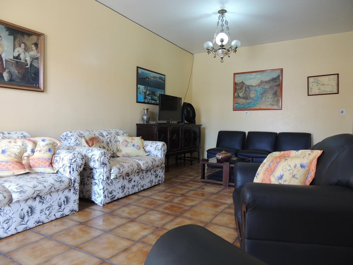 דירות בומבינאס Residencial Kelly Cristina מראה חיצוני תמונה