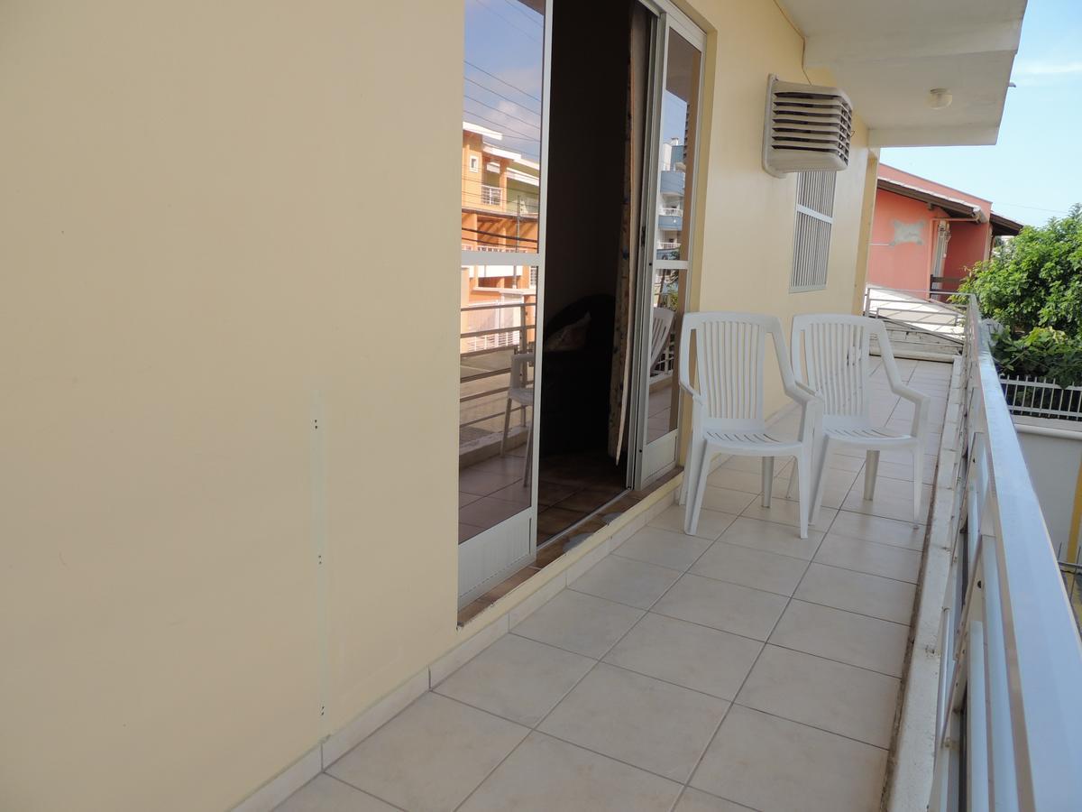 דירות בומבינאס Residencial Kelly Cristina מראה חיצוני תמונה