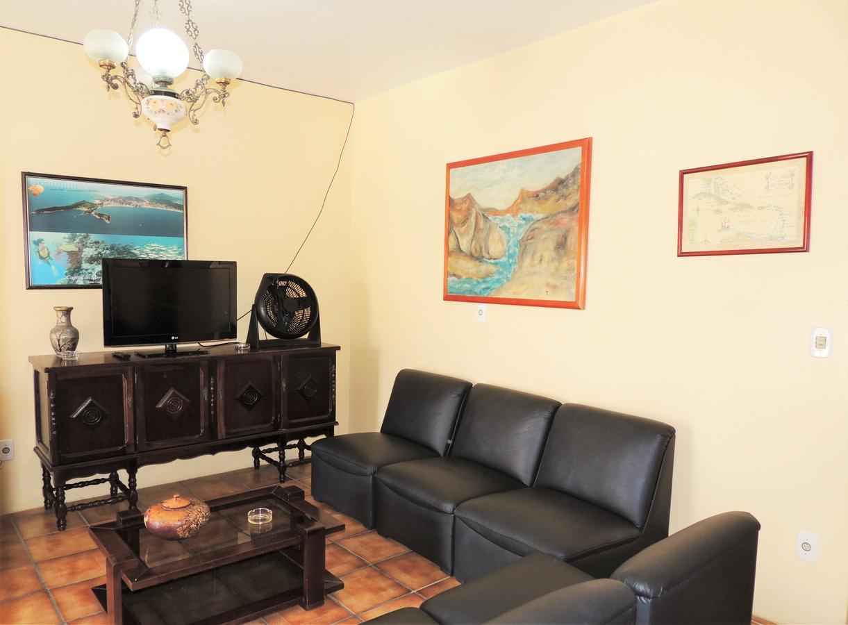 דירות בומבינאס Residencial Kelly Cristina מראה חיצוני תמונה