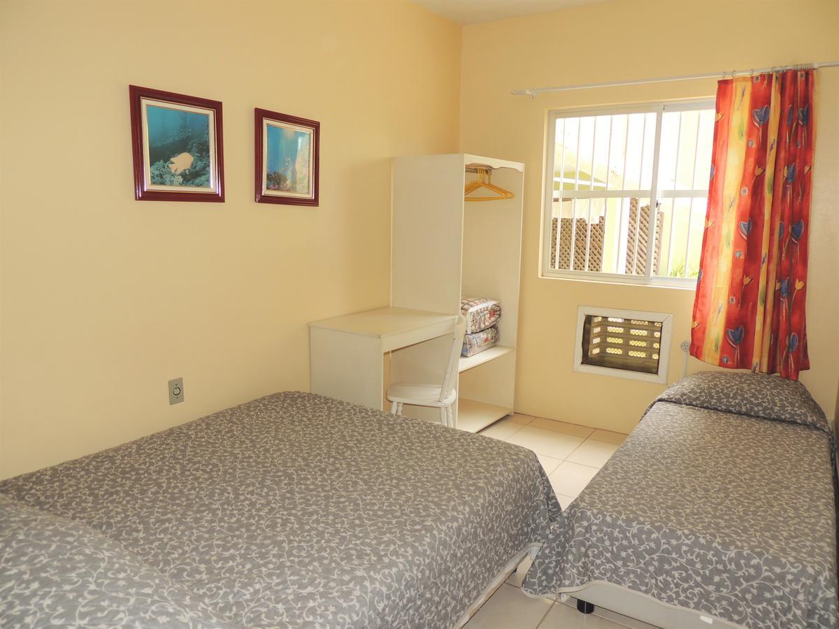 דירות בומבינאס Residencial Kelly Cristina מראה חיצוני תמונה