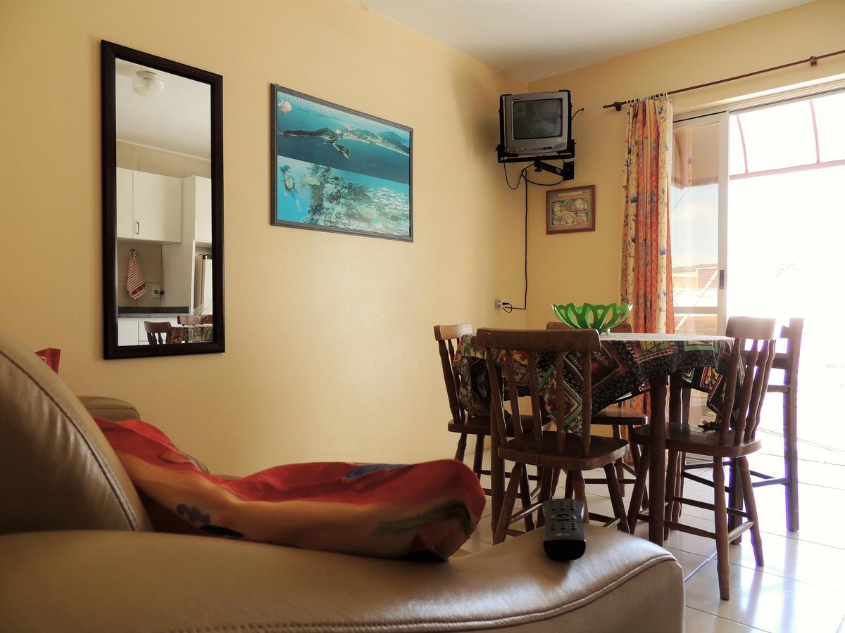 דירות בומבינאס Residencial Kelly Cristina מראה חיצוני תמונה